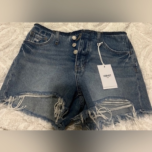 NWT Distressed Boyfriend Jean Shorts XS Cotton Boyfriend Ripped Denim Casual New - Picture 3 of 4
